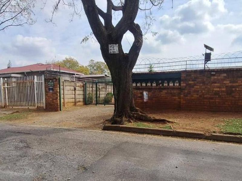 Townhouse For Sale In Boksburg - Photo 10