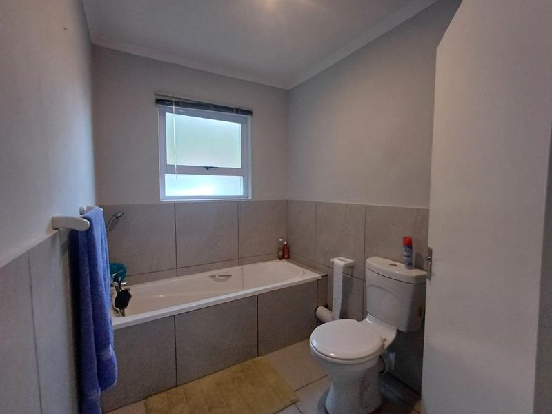 Townhouse For Sale In Port Shepstone - Photo 9