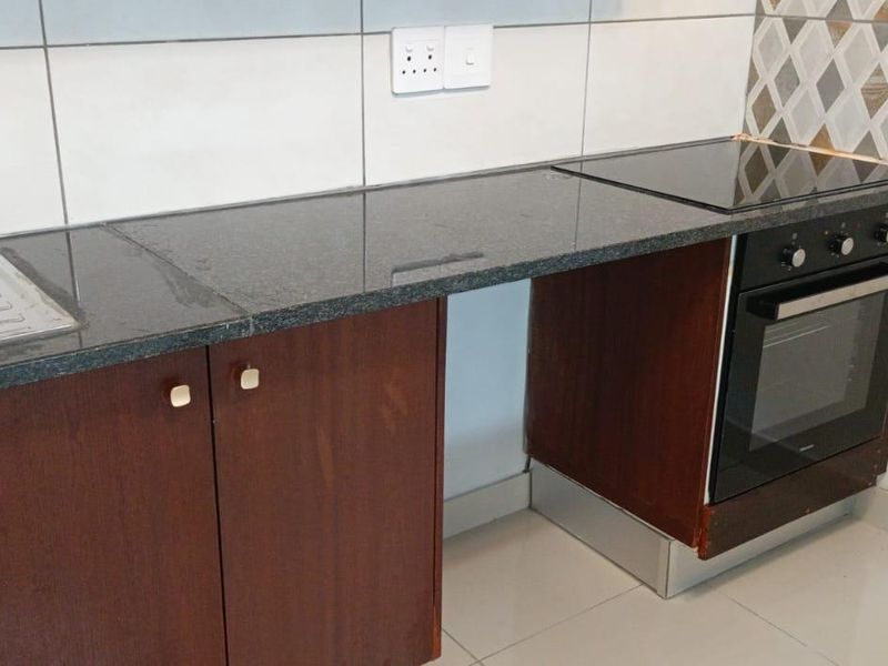 Apartment Rental Monthly In Germiston - Photo 2