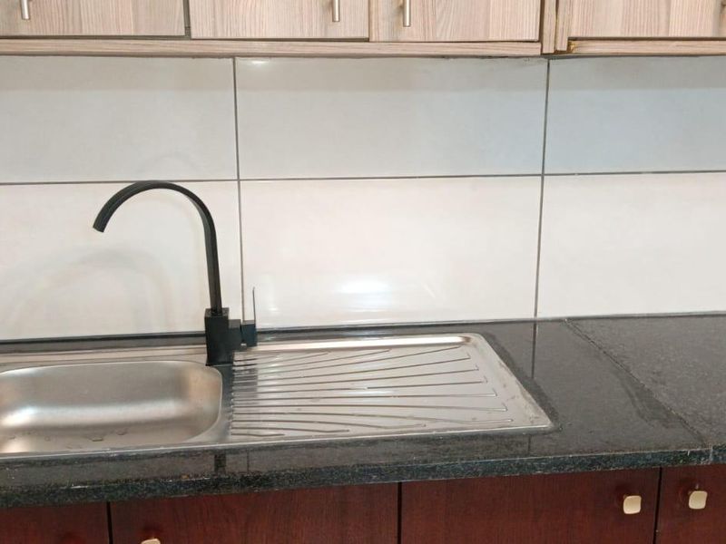 Apartment Rental Monthly In Germiston - Photo 3