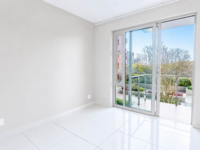 Apartment For Sale In Johannesburg - Photo 7