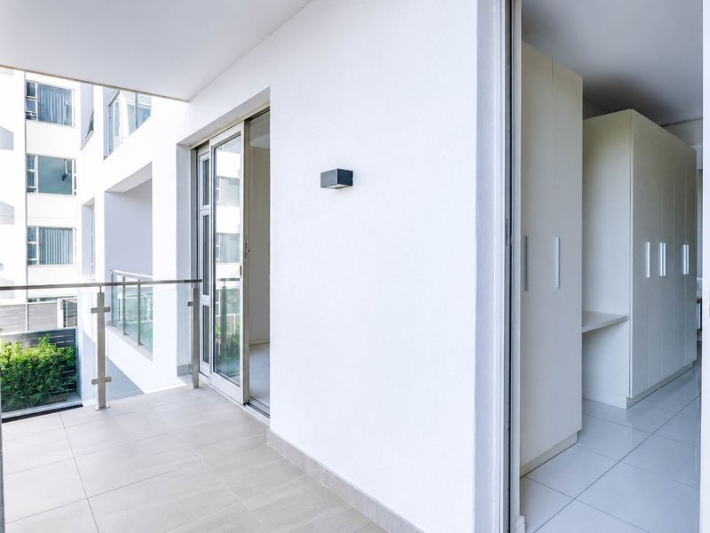 Apartment For Sale In Johannesburg - Photo 6