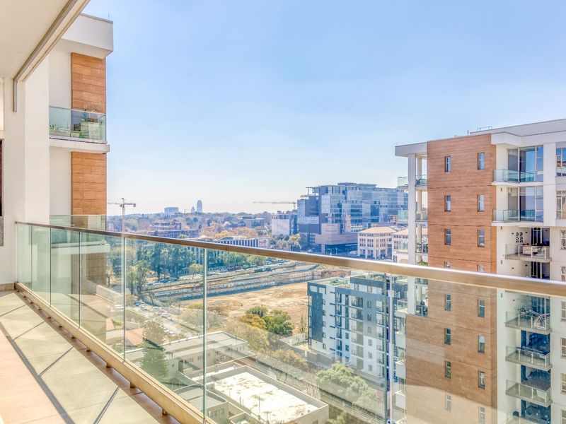 Apartment For Sale In Johannesburg - Photo 2