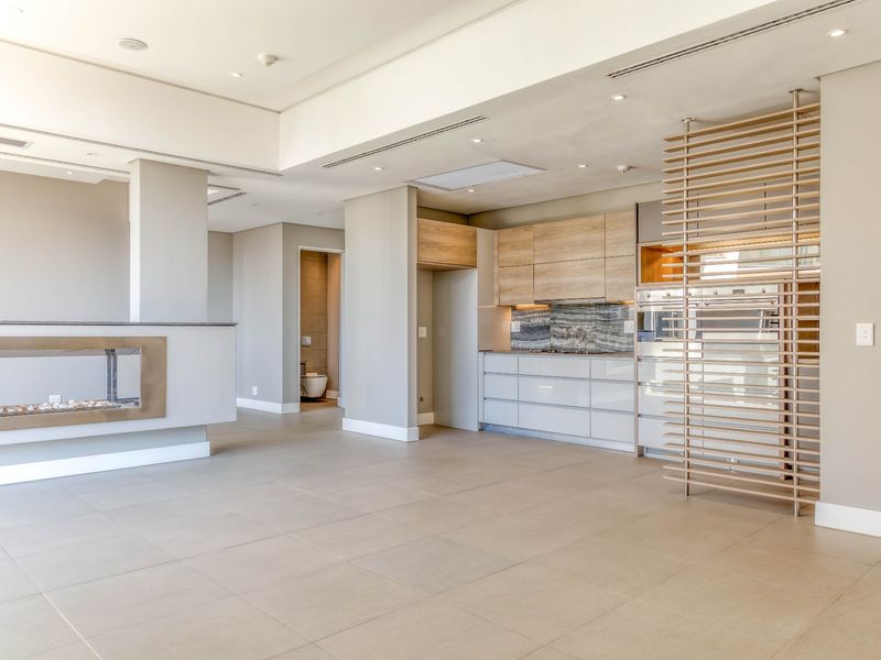 Apartment For Sale In Johannesburg - Photo 7