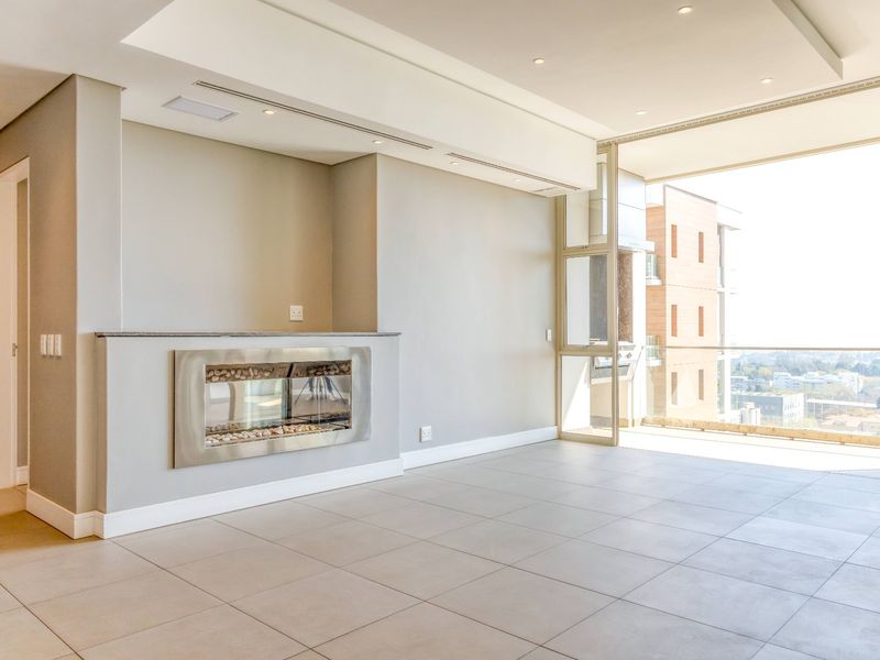 Apartment For Sale In Johannesburg - Photo 3