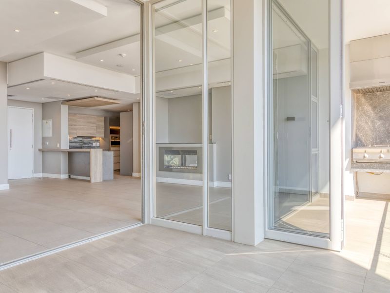 Apartment For Sale In Johannesburg - Photo 4