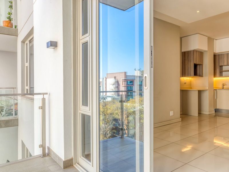 Apartment For Sale In Johannesburg - Photo 5