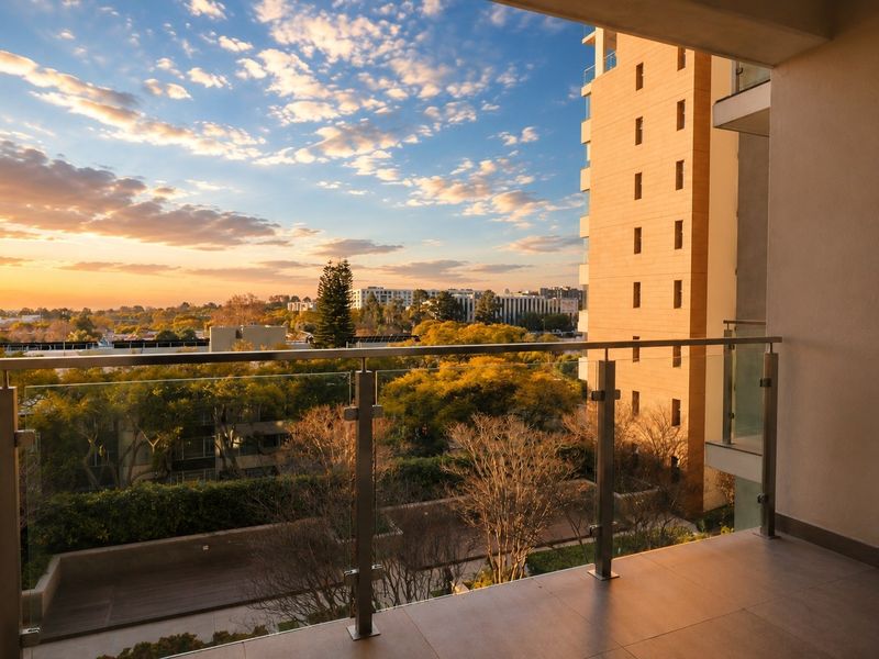 Apartment For Sale In Johannesburg - Photo 1
