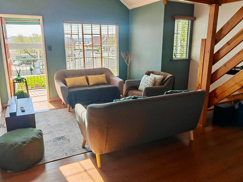 Townhouse For Sale In Edenvale - Photo 5
