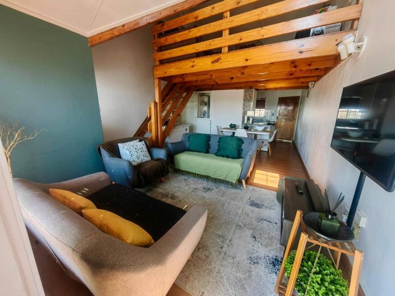 Townhouse For Sale In Edenvale - Photo 3