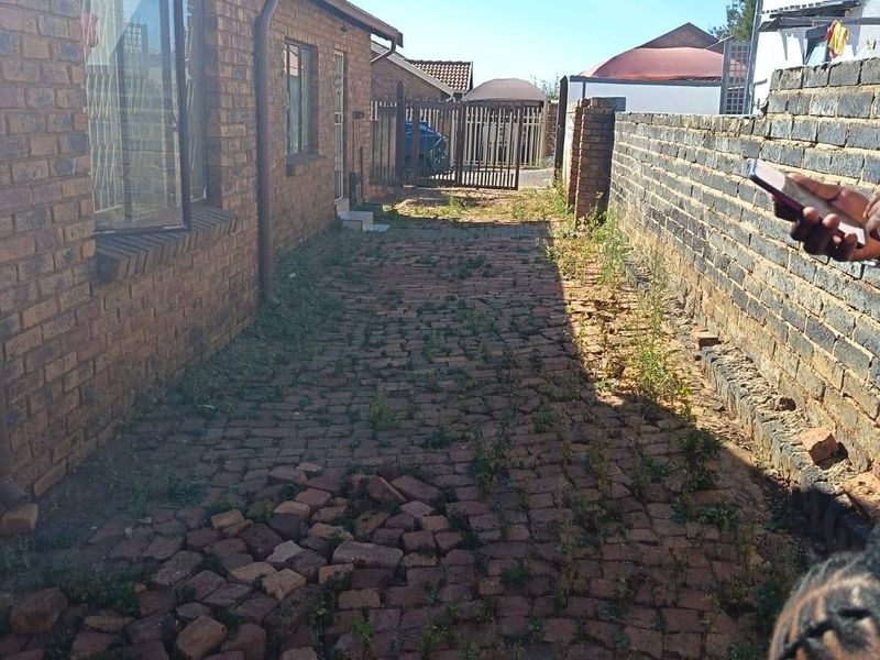 House For Sale In Pretoria - Photo 5
