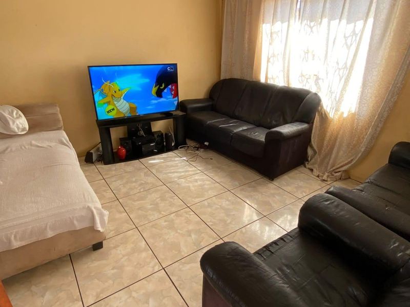 House For Sale In Pretoria - Photo 10