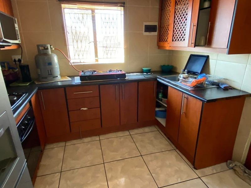 House For Sale In Pretoria - Photo 9