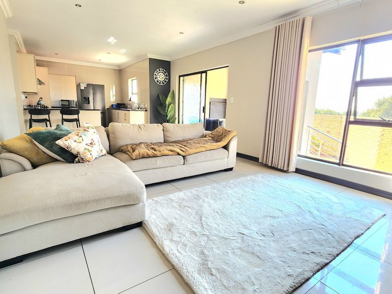Cluster For Sale In Centurion - Photo 4