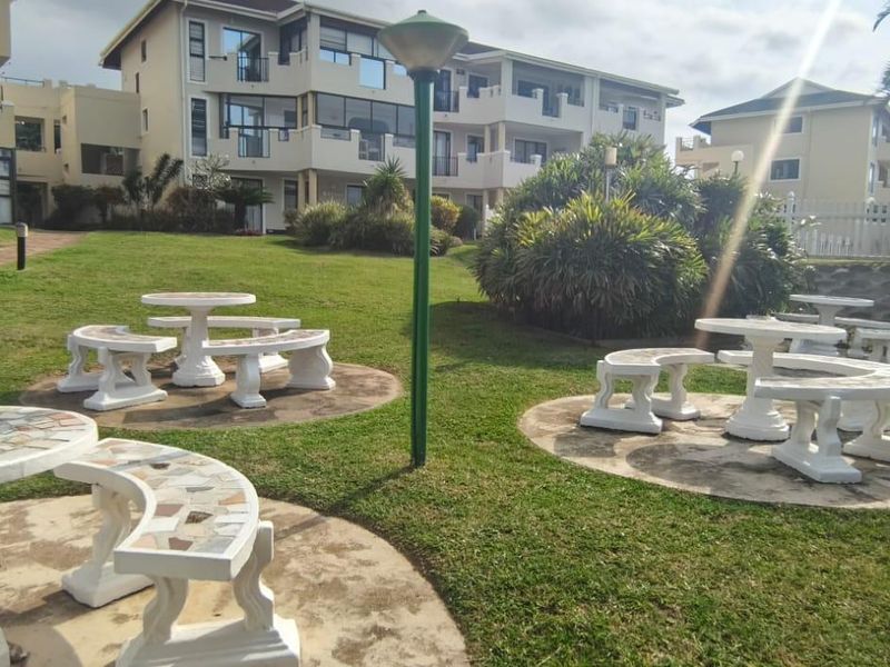 Apartment For Sale In Margate - Photo 3