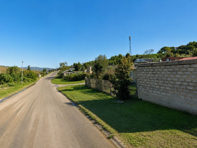 House For Sale In Knysna - Photo 2