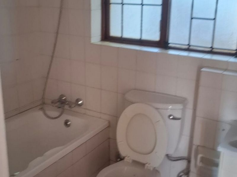 Townhouse Rental Monthly In Johannesburg - Photo 7