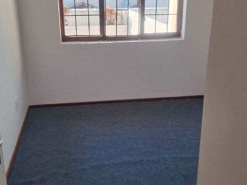 Townhouse Rental Monthly In Johannesburg - Photo 5