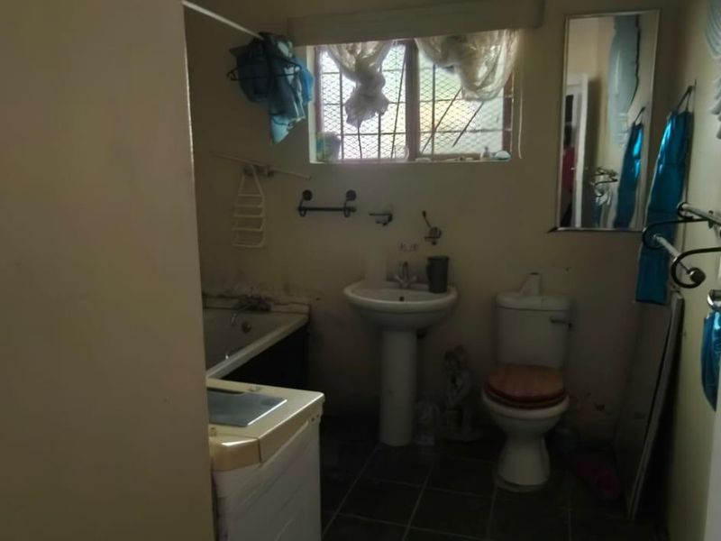 House For Sale In Port Edward - Photo 10