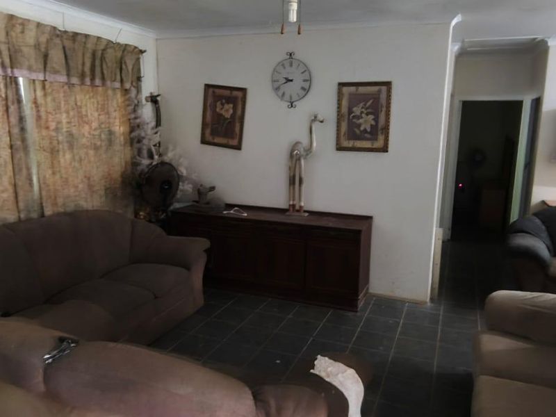 House For Sale In Port Edward - Photo 9