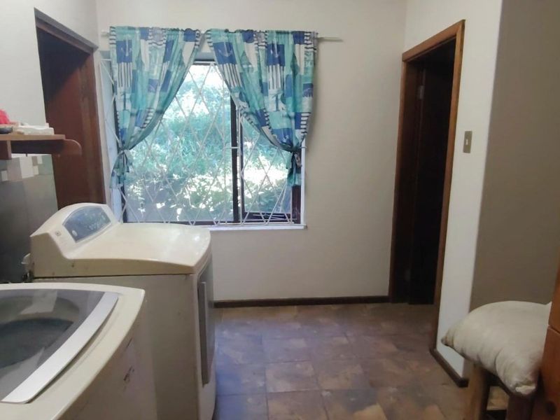 House For Sale In Port Edward - Photo 9