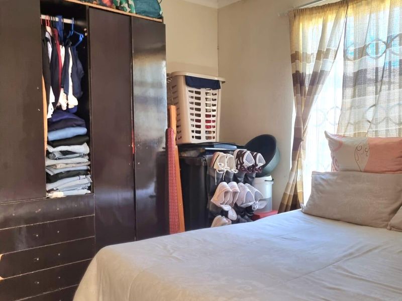 House For Sale In Alberton - Photo 5
