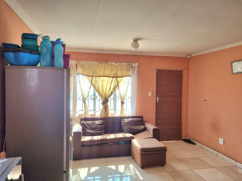 House For Sale In Alberton - Photo 10