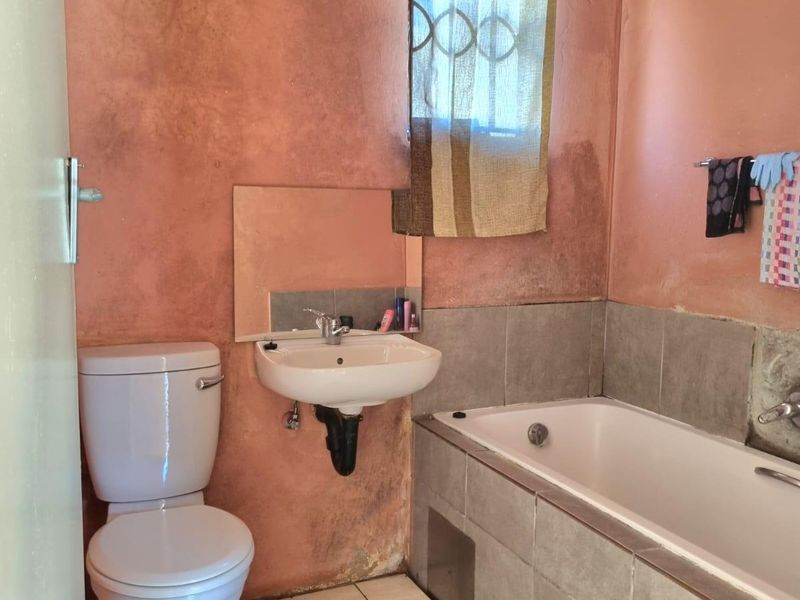 House For Sale In Alberton - Photo 6
