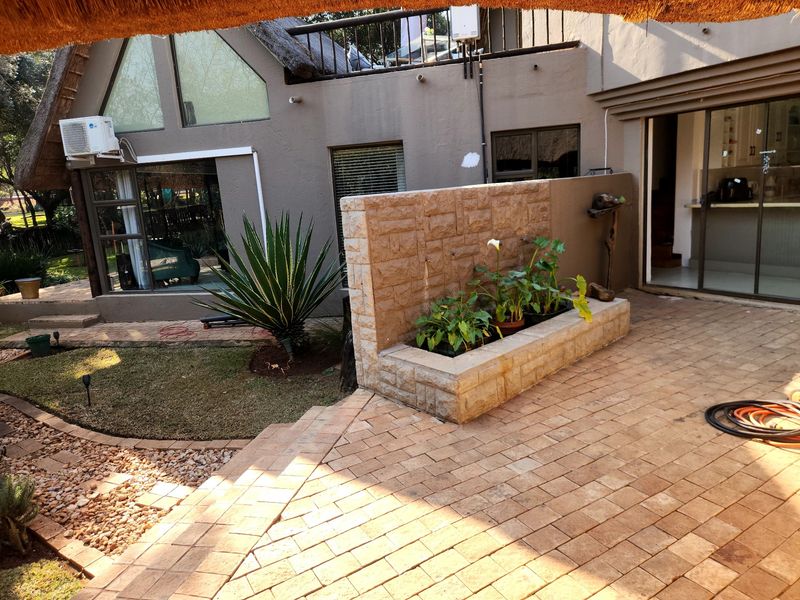 House For Sale In Hartbeespoort - Photo 3