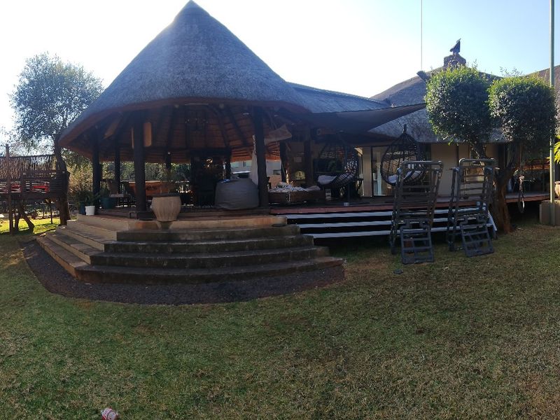 House For Sale In Hartbeespoort - Photo 1