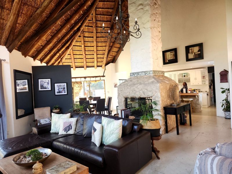 House For Sale In Hartbeespoort - Photo 7