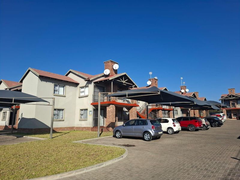 Townhouse For Sale In Polokwane - Photo 3