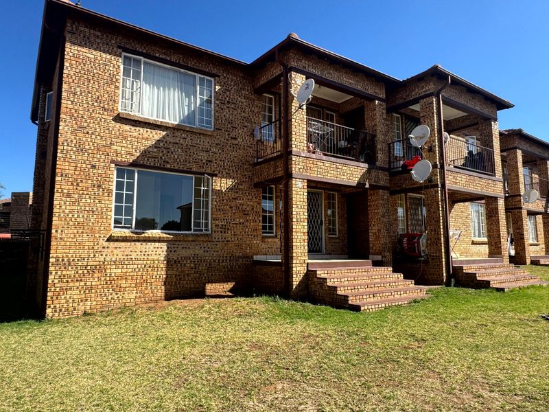 Apartment For Sale In Midrand - Photo 1