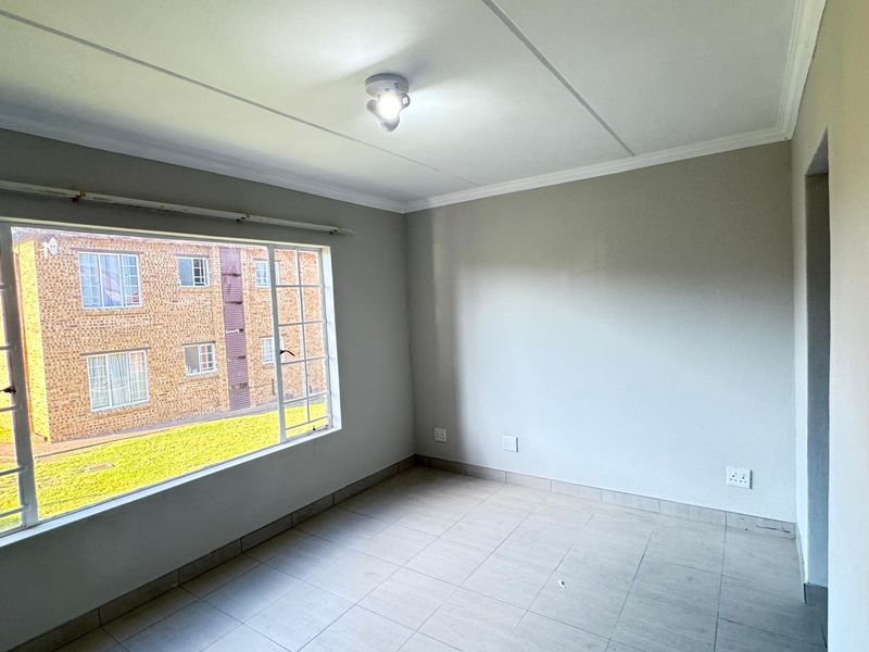 Apartment For Sale In Midrand - Photo 9