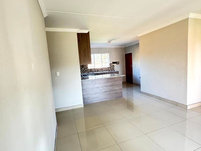 Apartment For Sale In Midrand - Photo 4