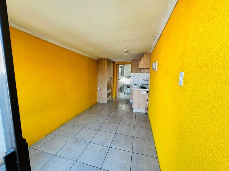 House For Sale In Midrand - Photo 2