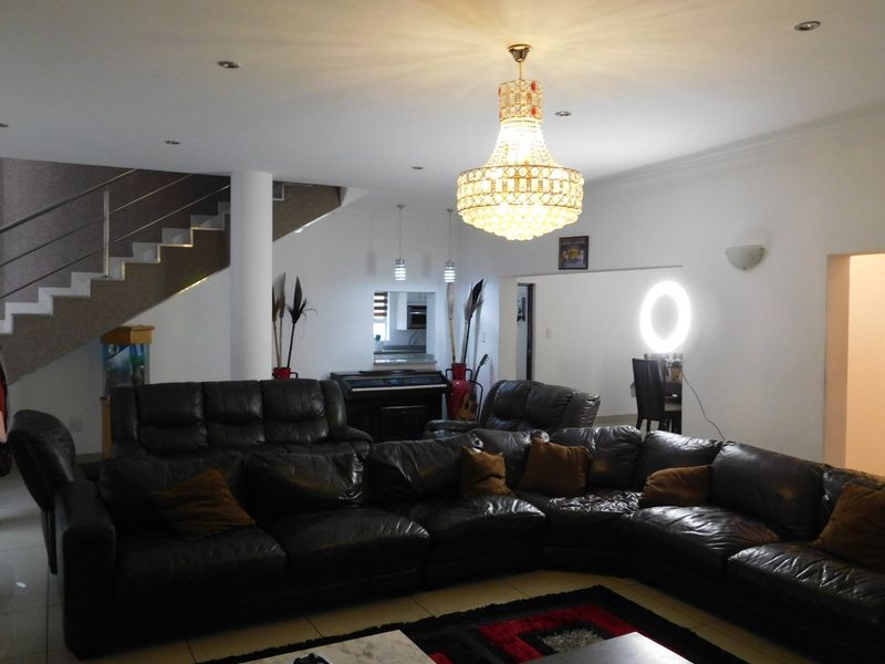 House For Sale In Boksburg - Photo 10
