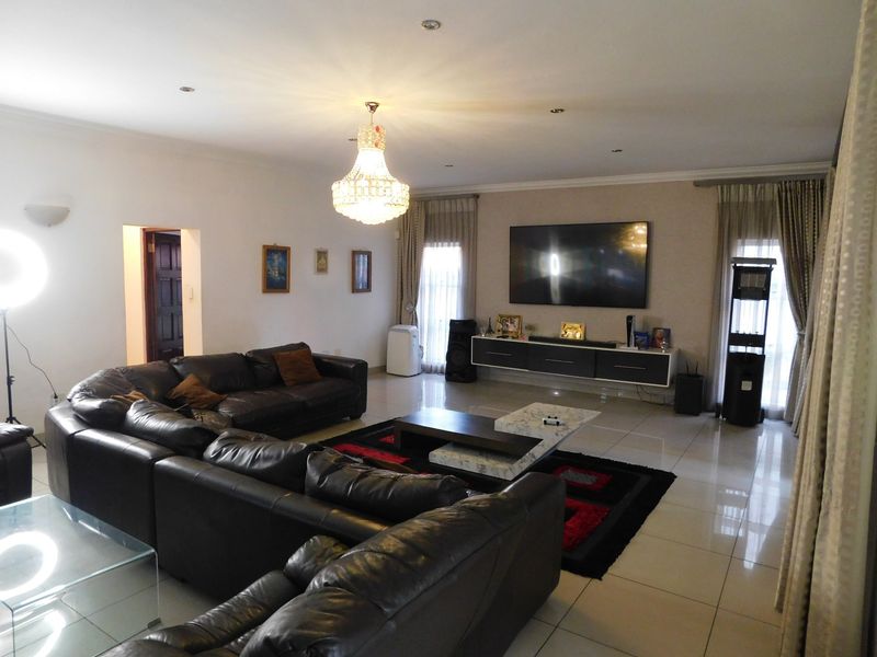 House For Sale In Boksburg - Photo 9