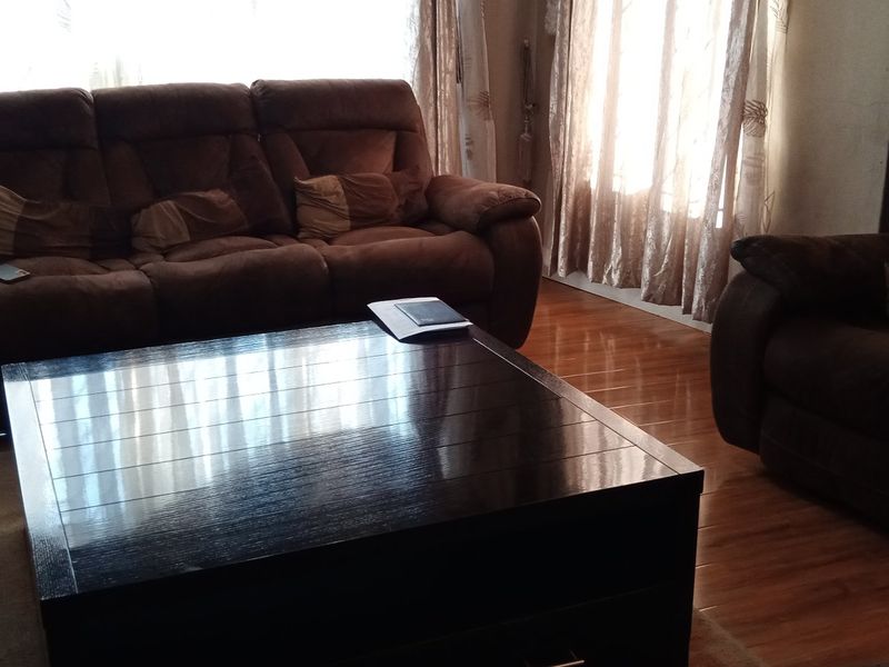 House For Sale In Nigel - Photo 4