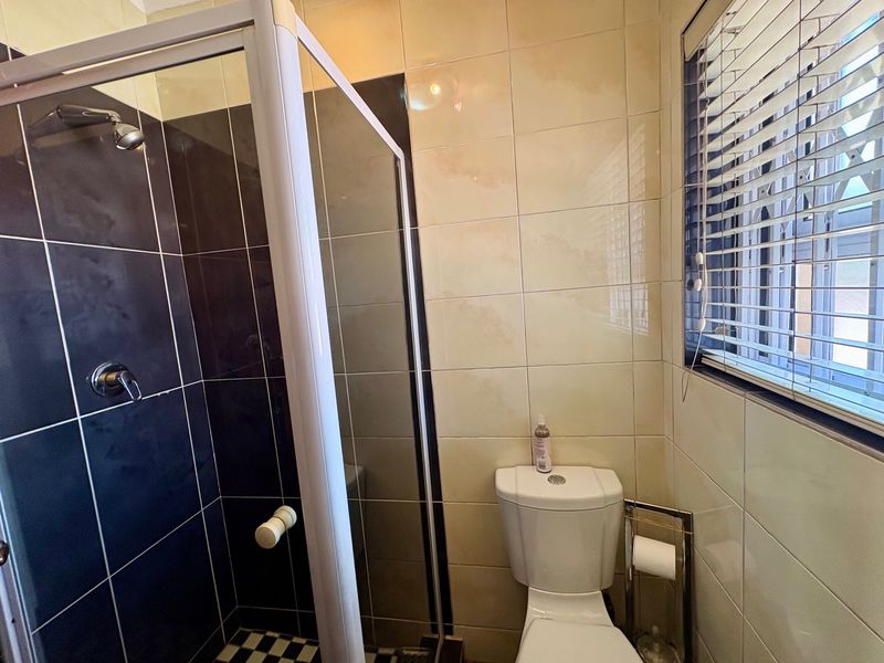 House For Sale In Johannesburg - Photo 9
