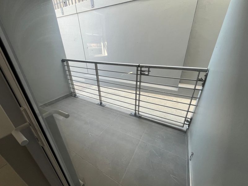Apartment For Sale In Randburg - Photo 10