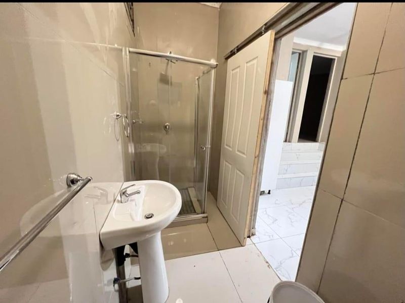 Apartment Rental Monthly In Durban - Photo 9