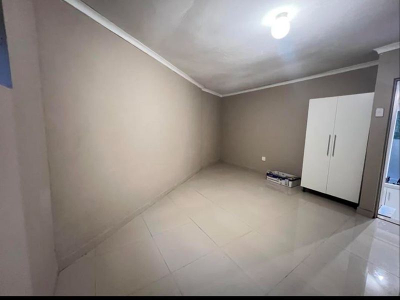 Apartment Rental Monthly In Durban - Photo 7