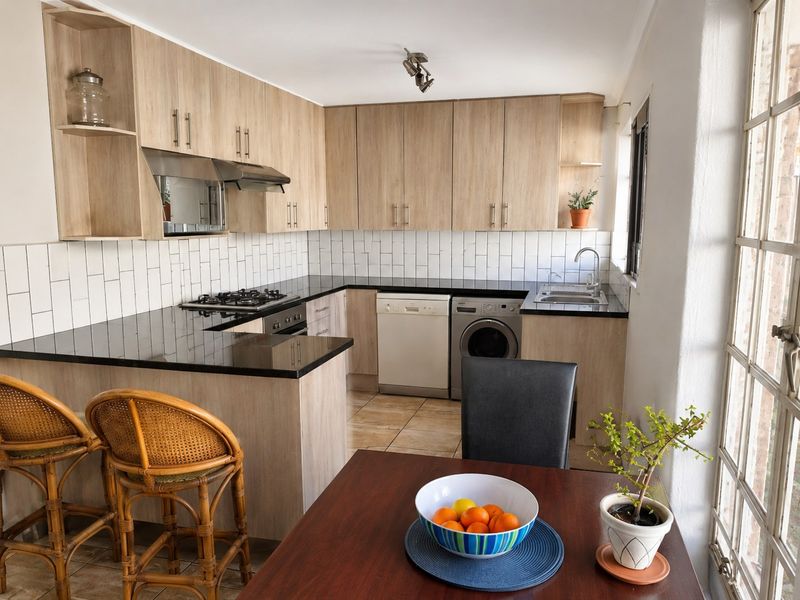 Townhouse For Sale In Kempton Park - Photo 8