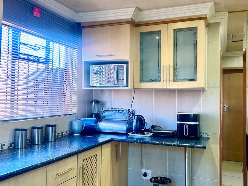 House For Sale In Soweto - Photo 8