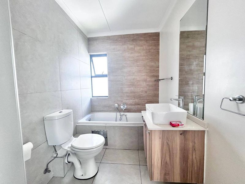 Apartment Rental Monthly In Edenvale - Photo 9
