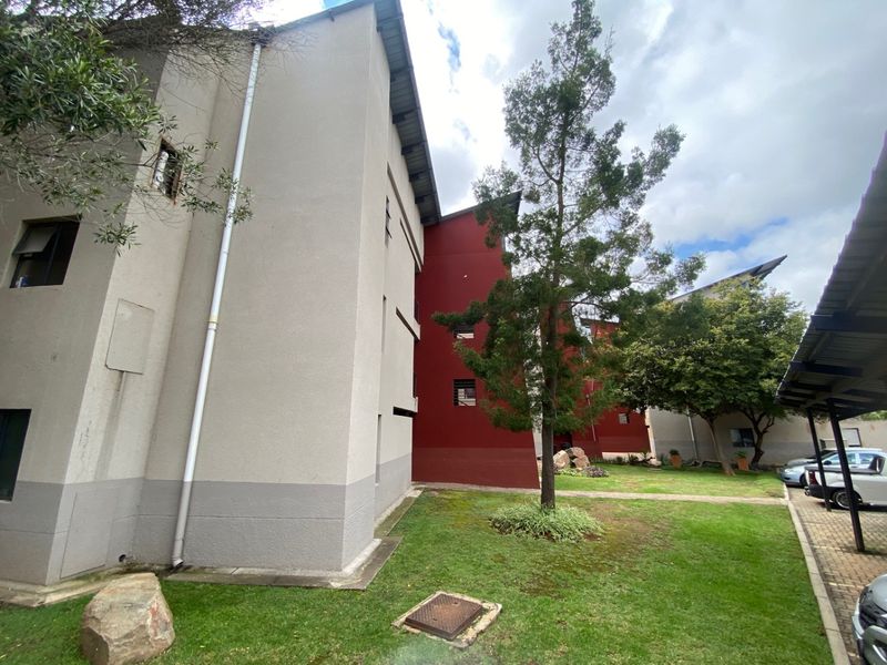 Apartment For Sale In Centurion - Photo 1