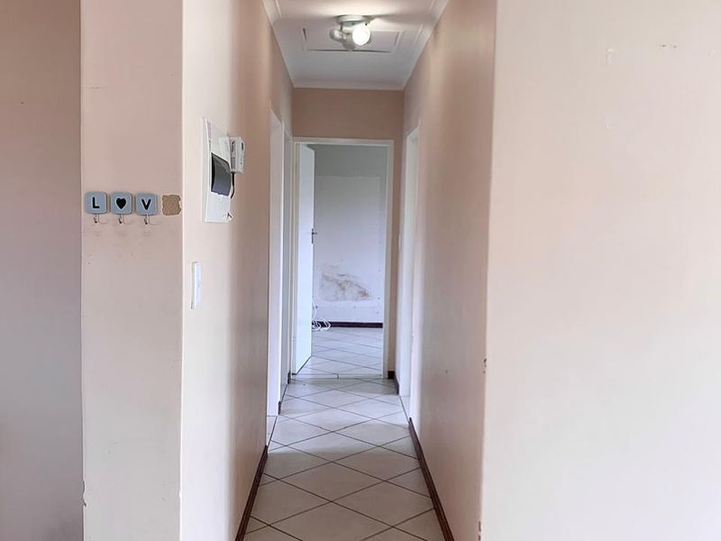 Townhouse For Sale In Midrand - Photo 9