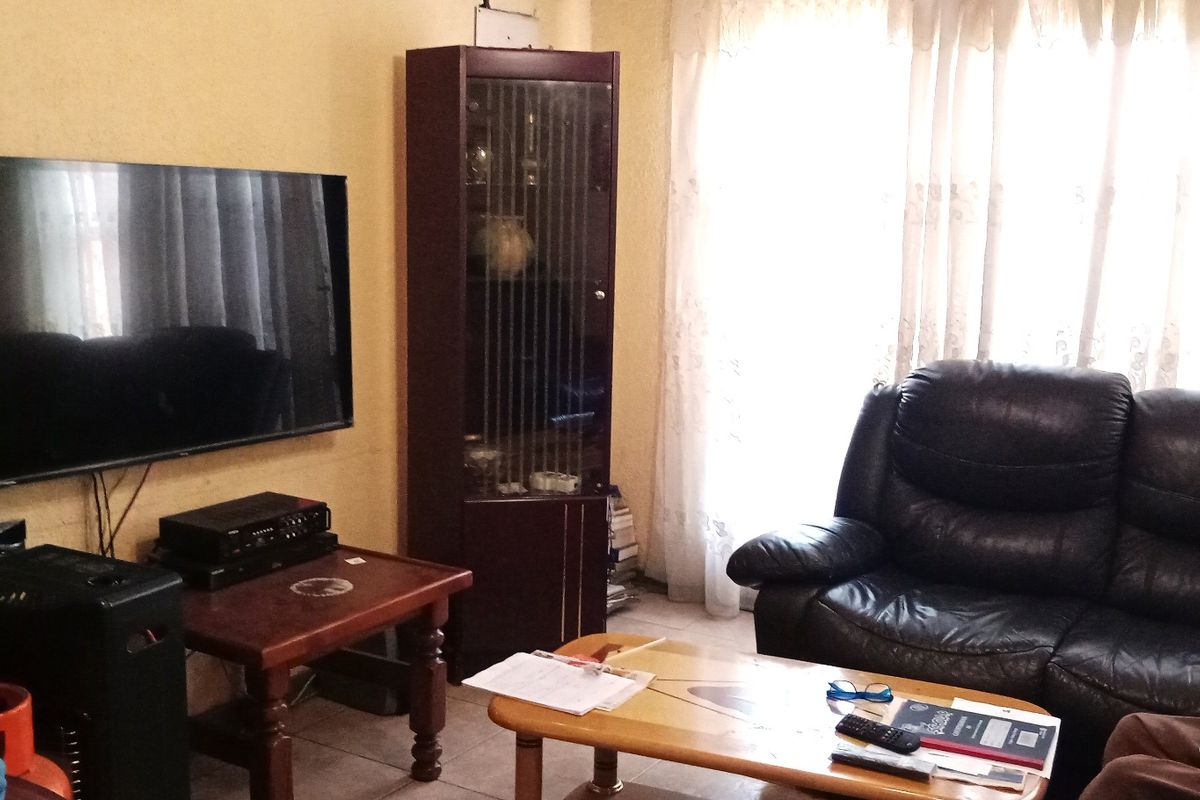 House For Sale In Nigel - Photo 5