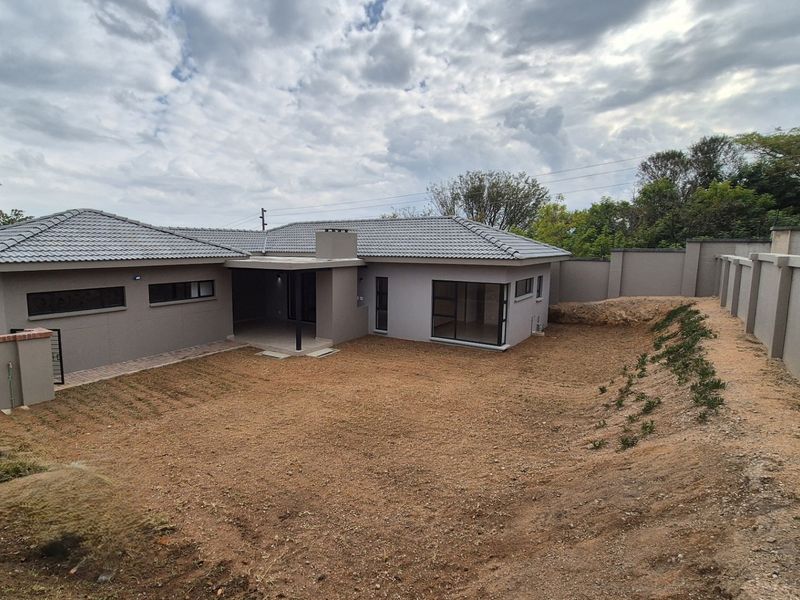 House For Sale In Nelspruit - Photo 1